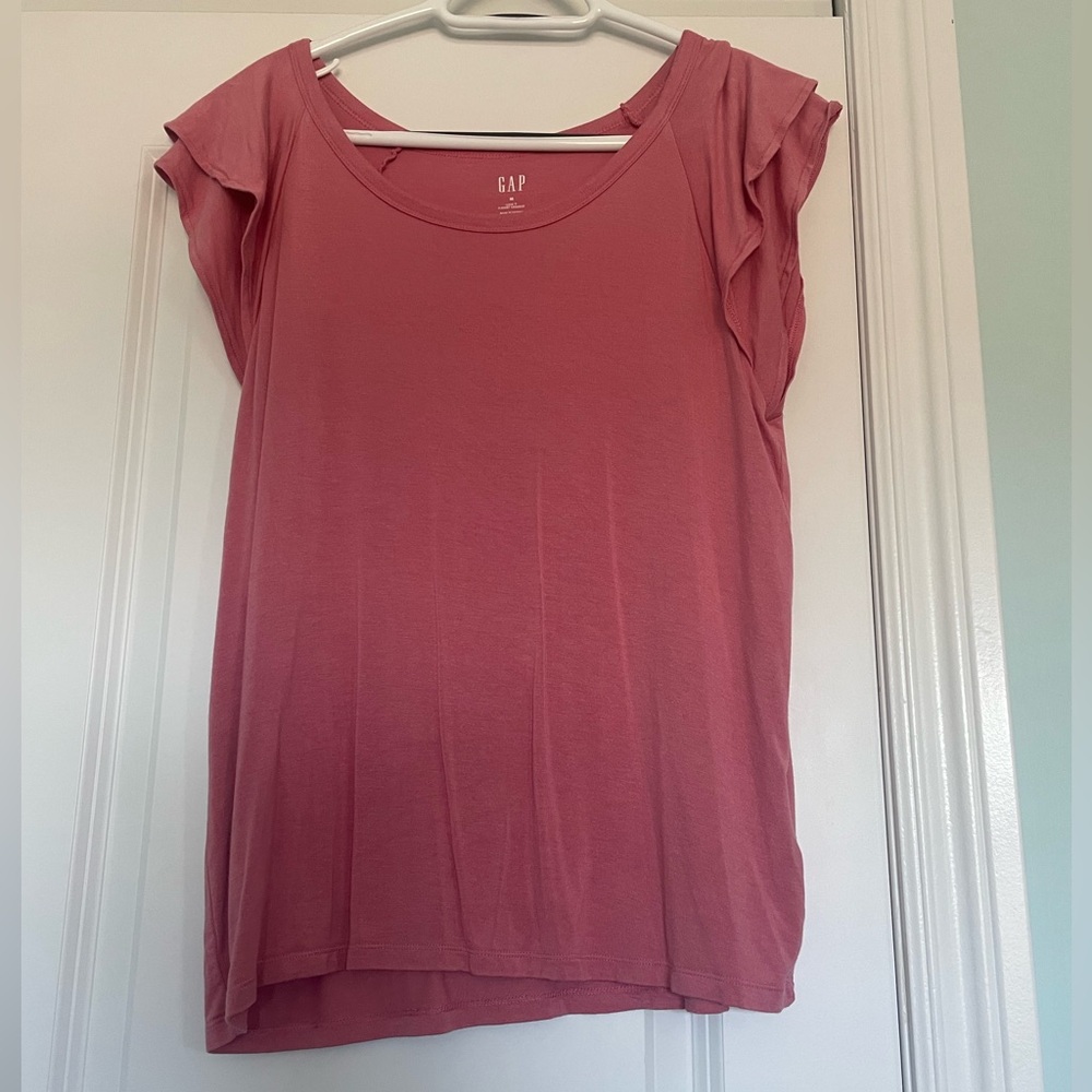 GAP pink flutter sleeve t-shirt